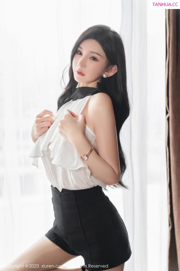 周于希dummy  [XiuRen]高清写真图 2023.03.17 No.6435 周于希Sally 美臀丝袜第20张图片
